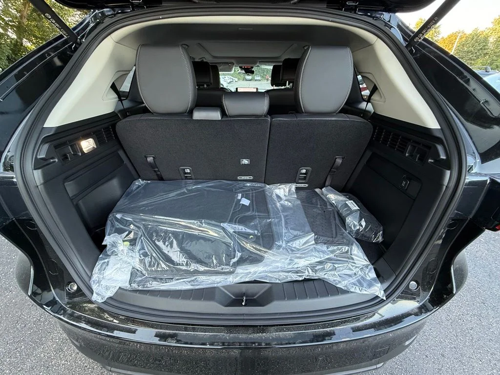 New 2026 Black Mazda 3.3 Turbo Premium image 32