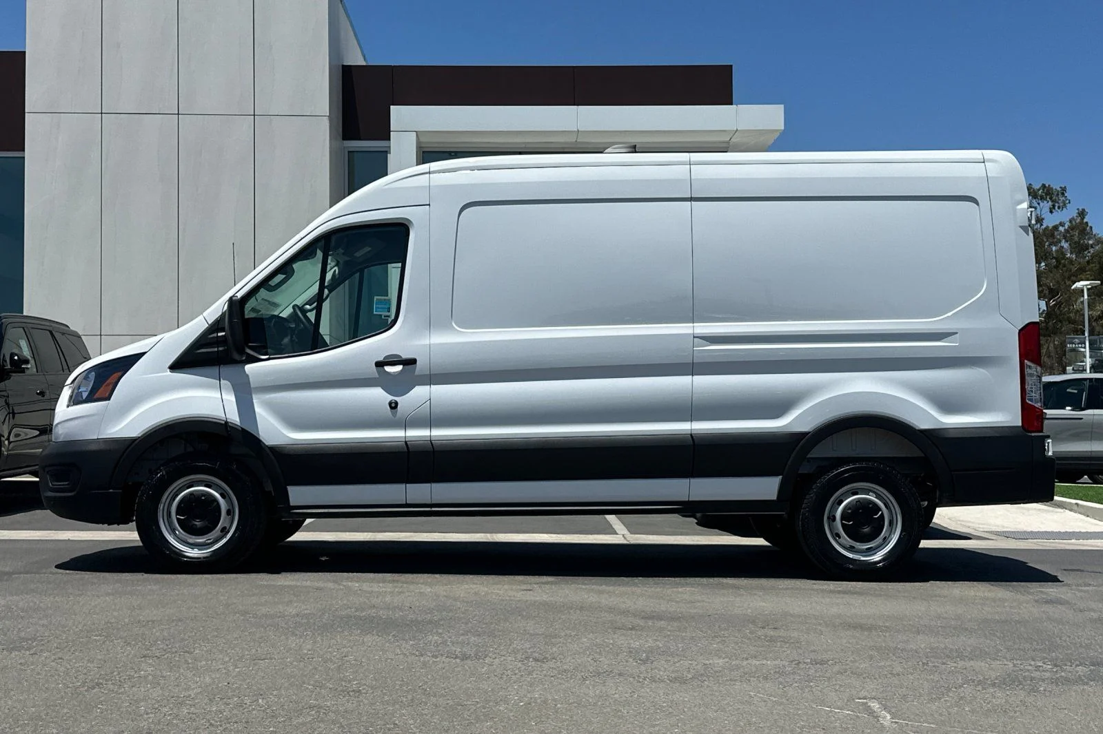New 2026 Oxford White Ford Cargo Van image 6