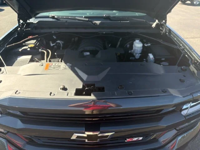 Used 2019 GRAPHITE METALLIC Chevrolet LT image 27