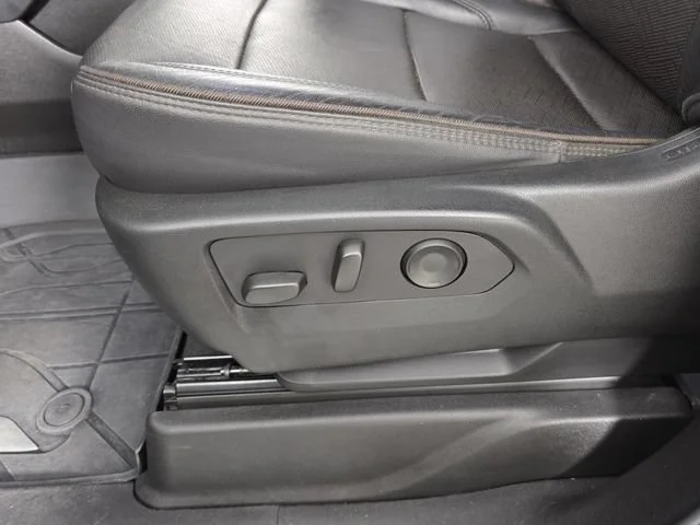 Used 2023 Gray Chevrolet High Country image 26