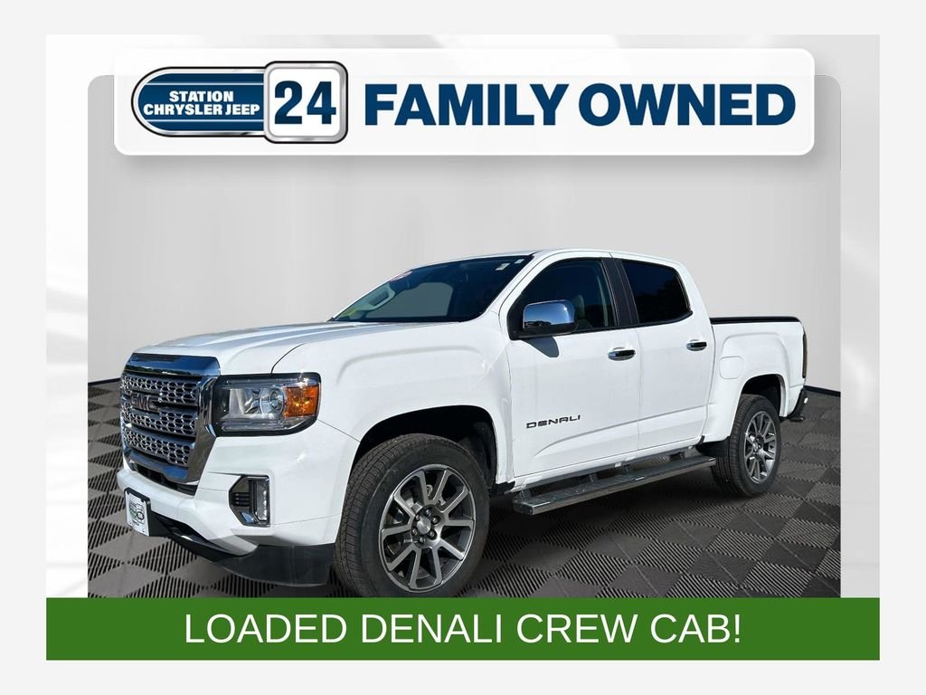 Used 2022 White GMC Denali image 1