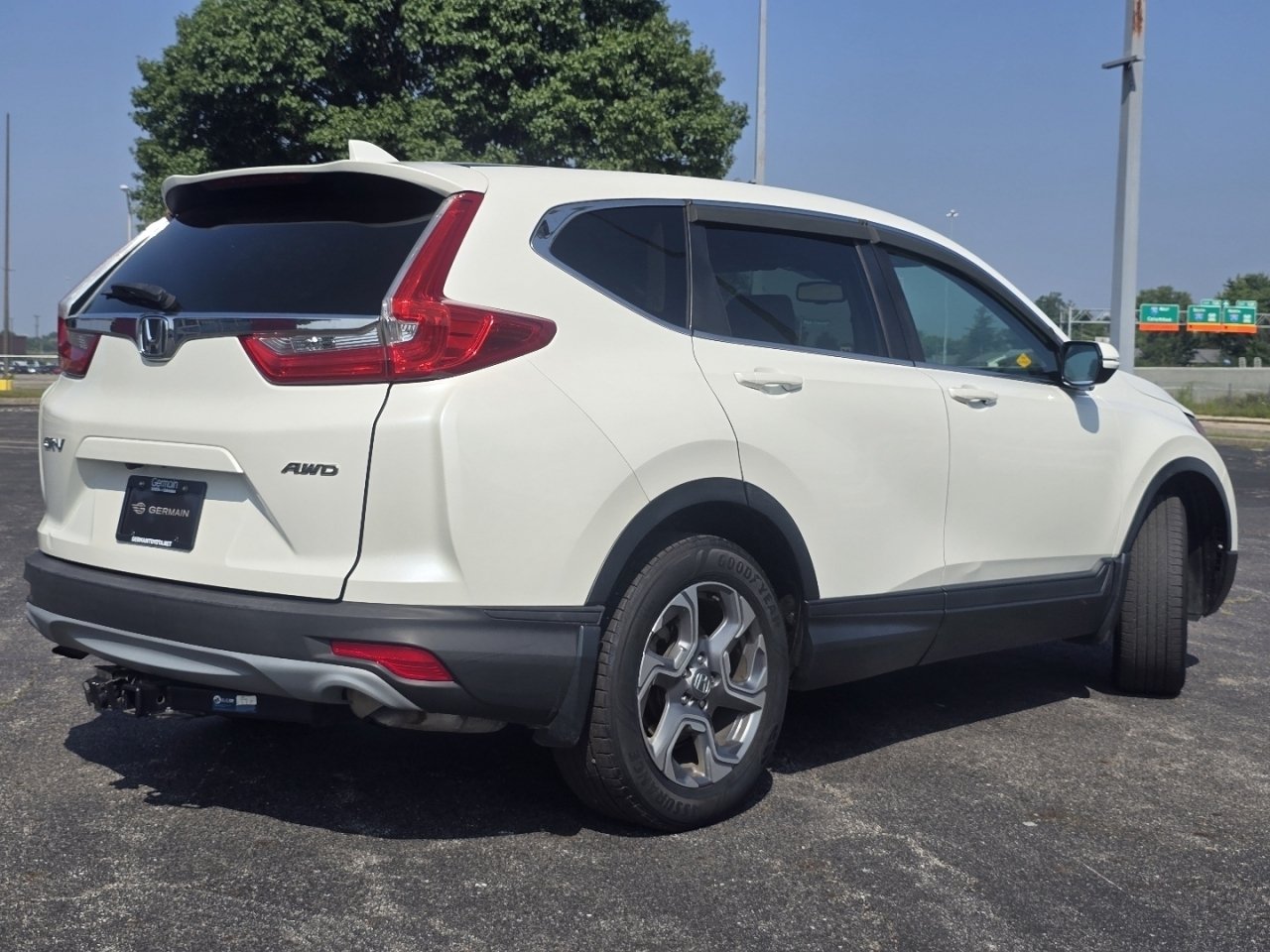 Used 2017 White Honda EX-L image 14