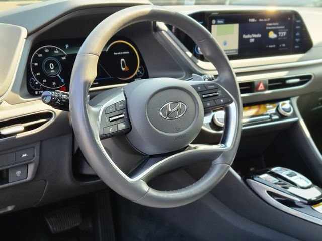 Used 2020 Black Hyundai Limited image 22