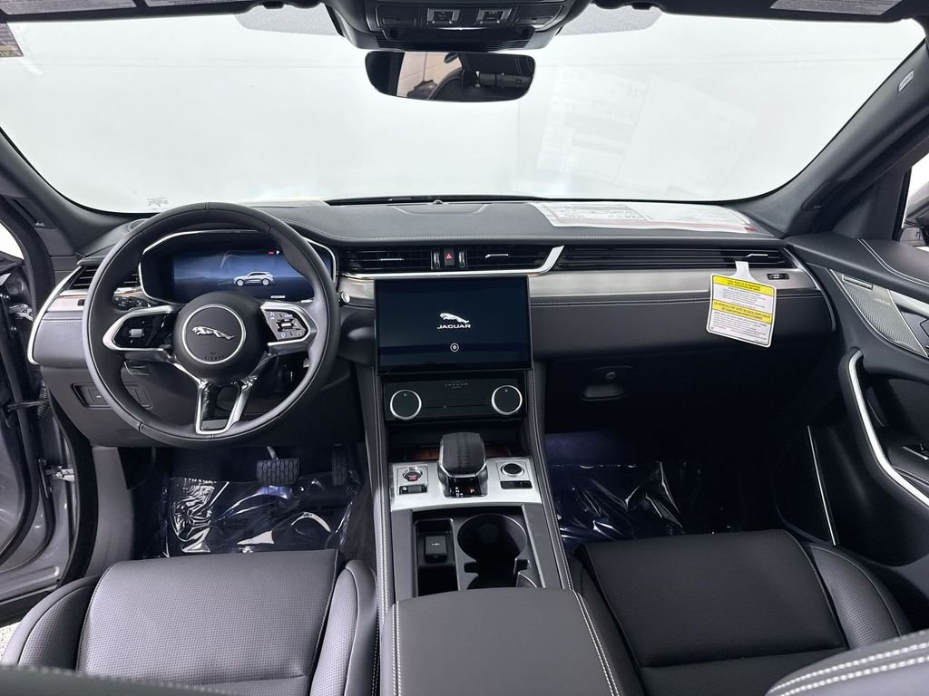 New 2026 Eiger Grey Jaguar P250 R-Dynamic S image 19
