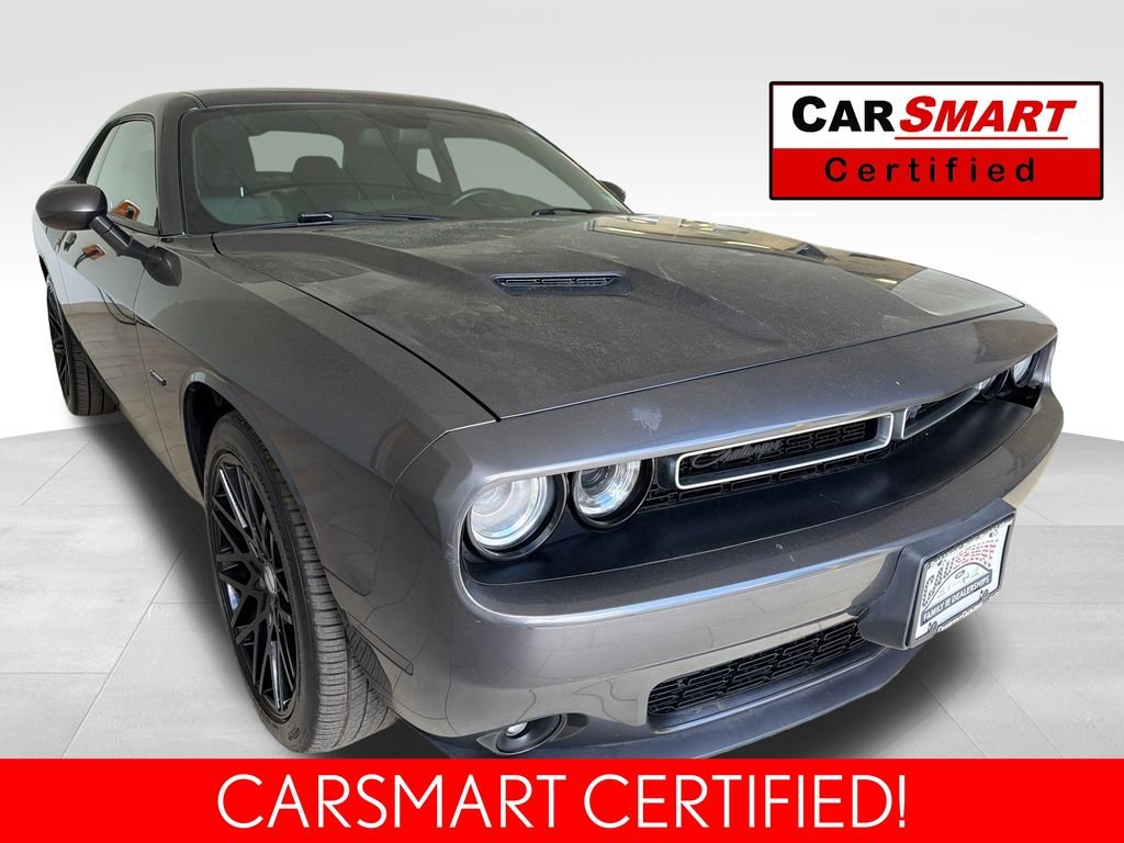 2016 Dodge Challenger R/T's photo