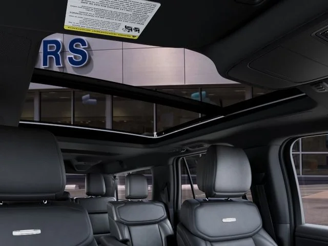 New 2027 Star White Metallic Tri-Coat Ford Platinum image 53