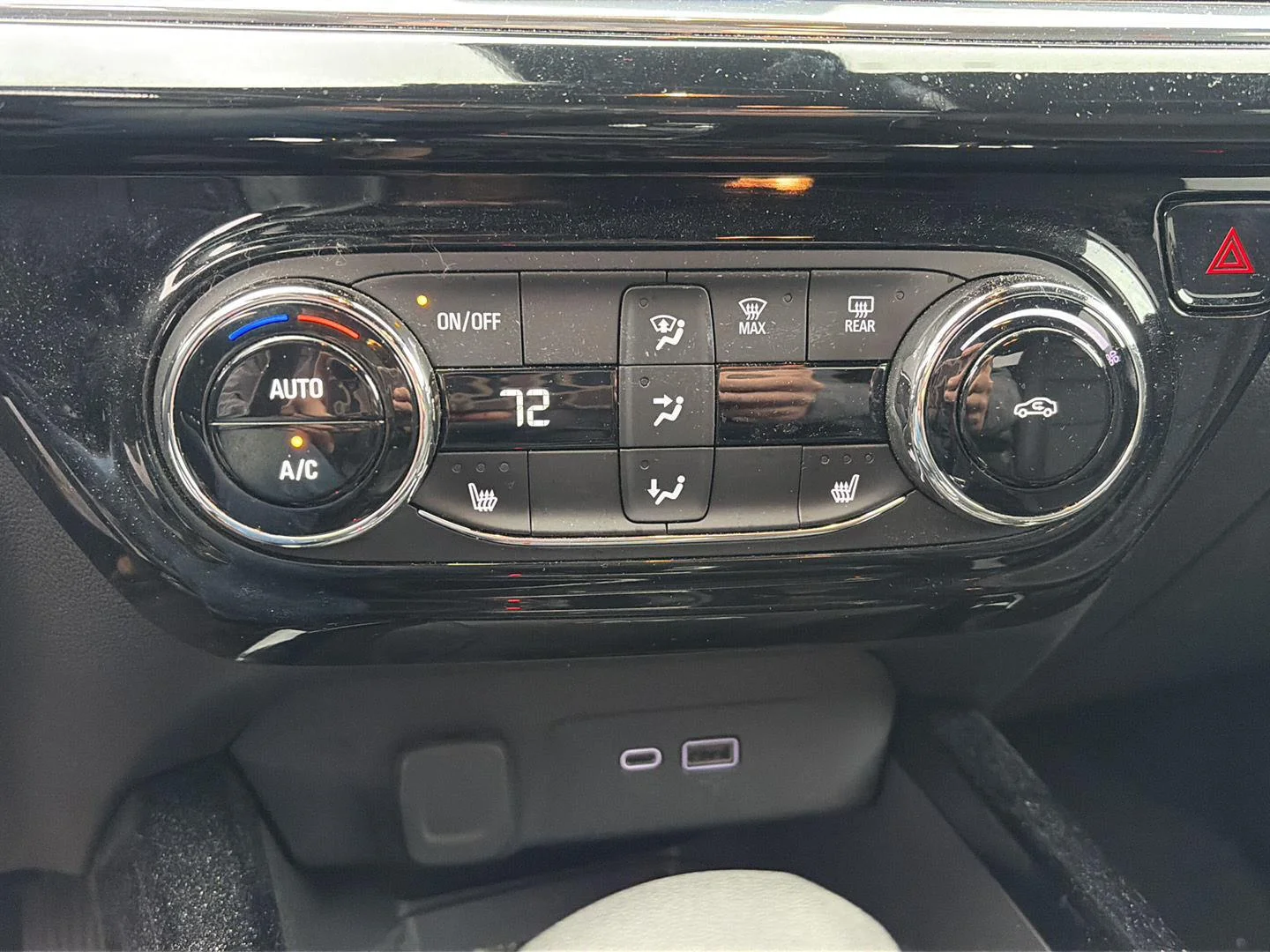 Used 2024 Nitro Yellow Metallic Chevrolet 2RS image 19