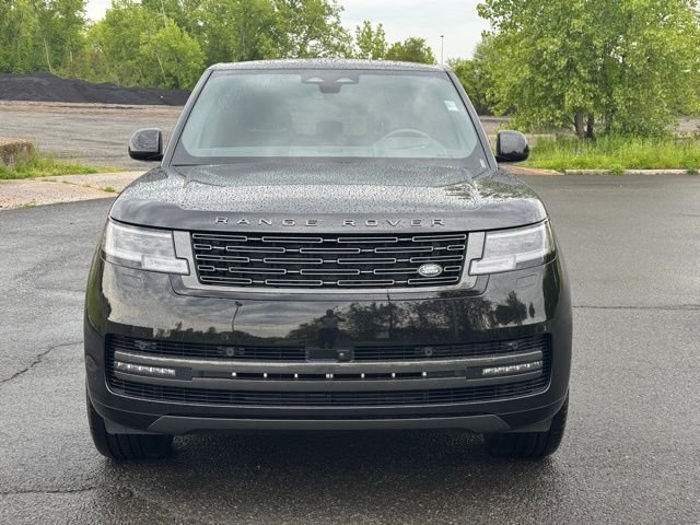 New 2026 Santorini Black Land Rover SE image 7