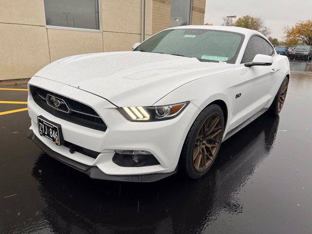 Used 2015 White Ford GT Premium image 4