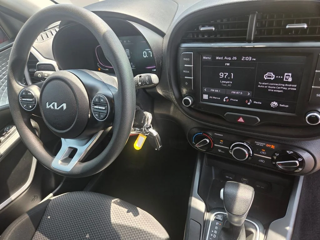Used 2025 Red Kia LX image 31