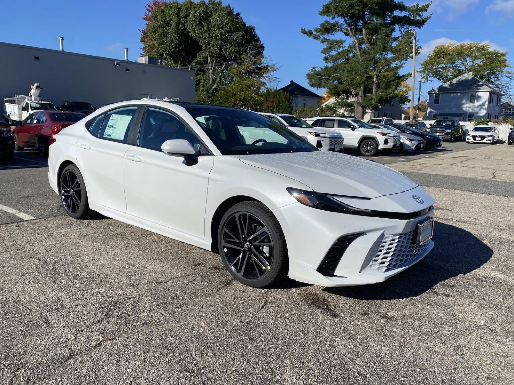 New 2026 Wind Chill Pearl Toyota XSE image 1