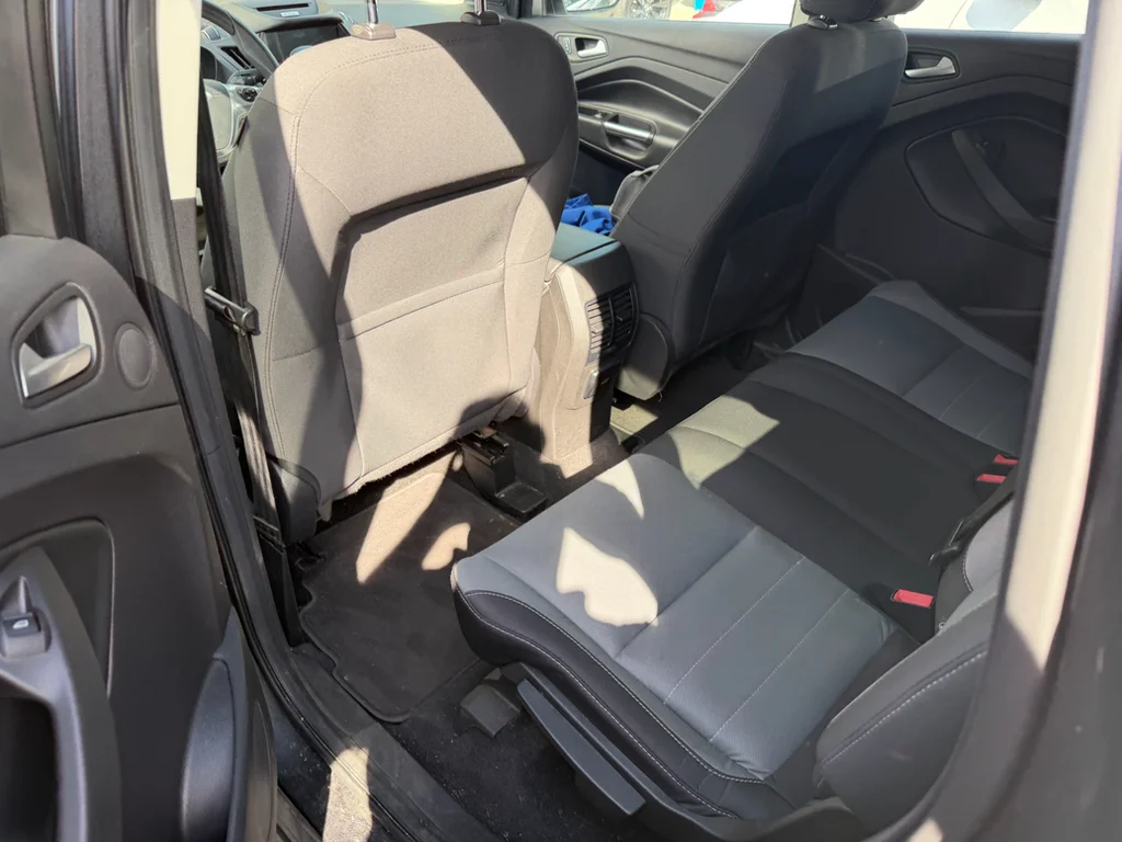 Used 2016 Gray Ford SE image 4