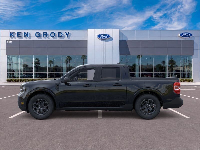 New 2026 Shadow Black Ford XLT image 17