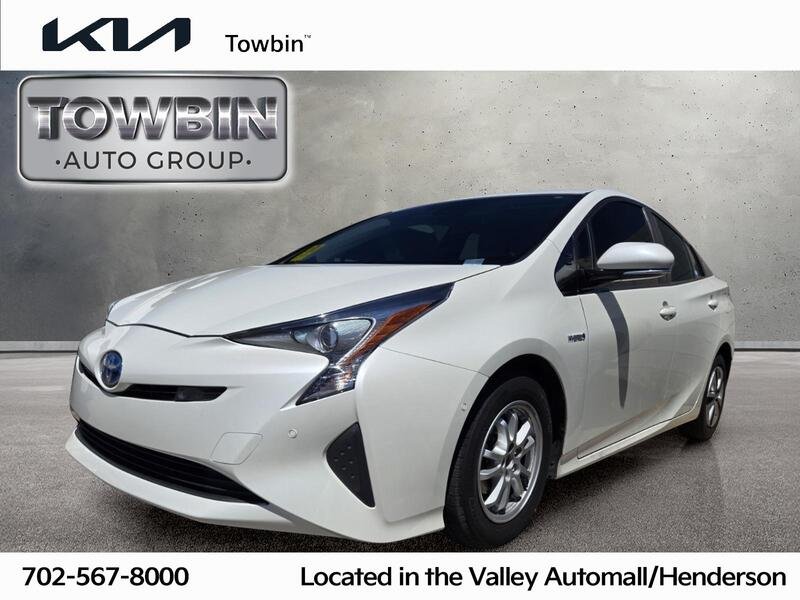 2018 Toyota Prius Two's photo
