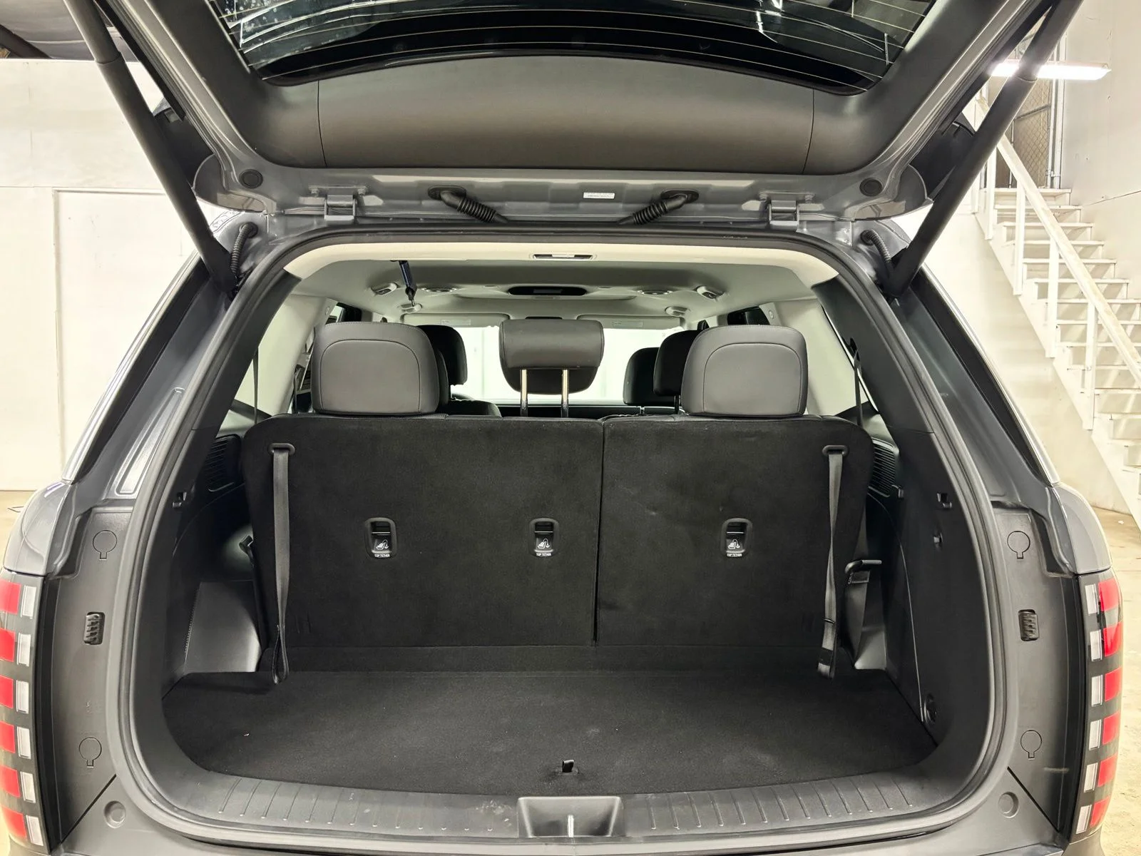 Used 2026 Gray Hyundai SEL Convenience image 24