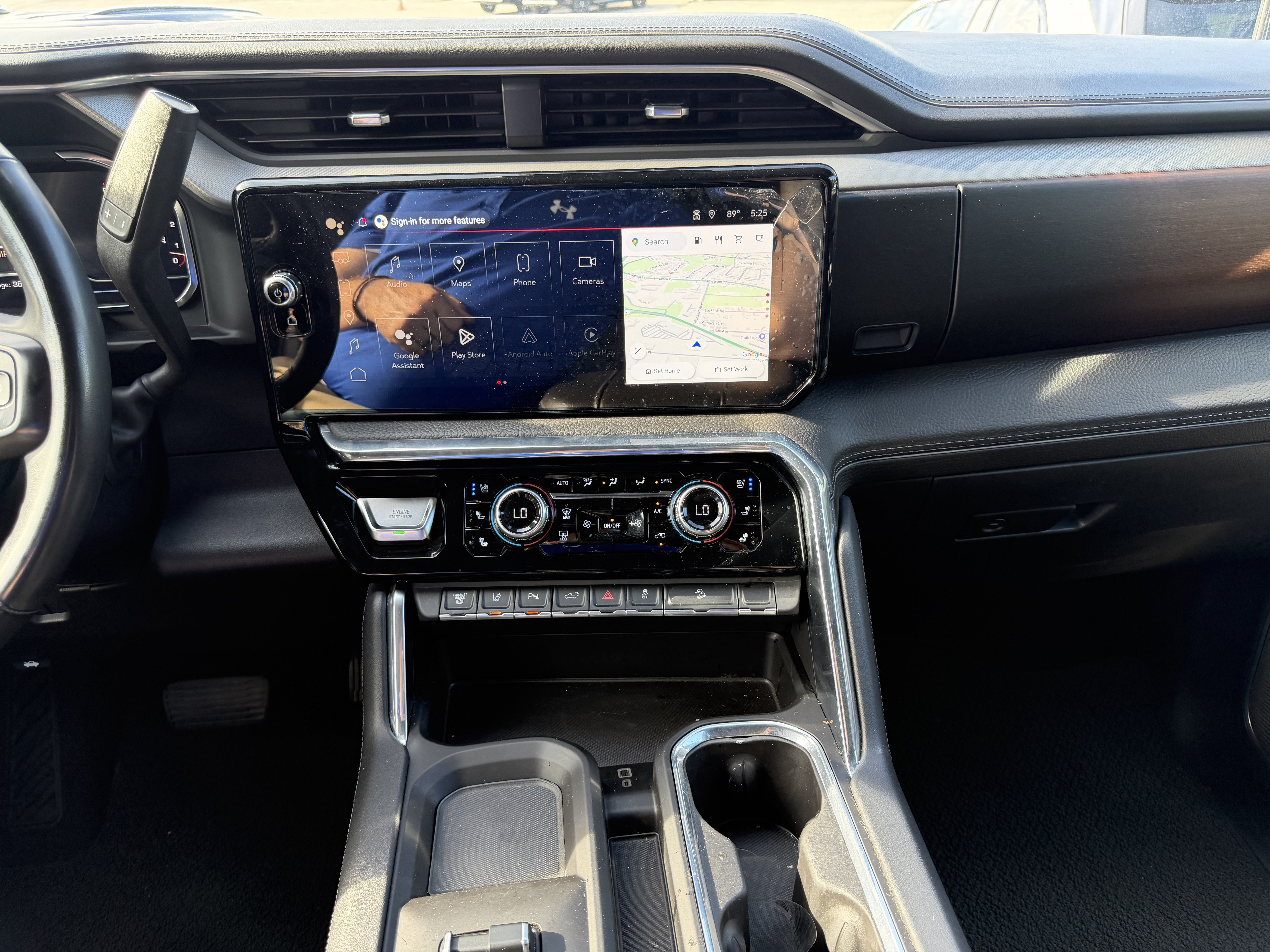 Used 2024 Sterling Metallic GMC Denali image 20