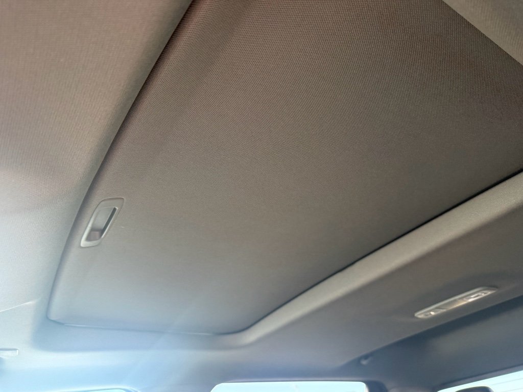 Certified Used 2024 Summit White GMC SLT image 20
