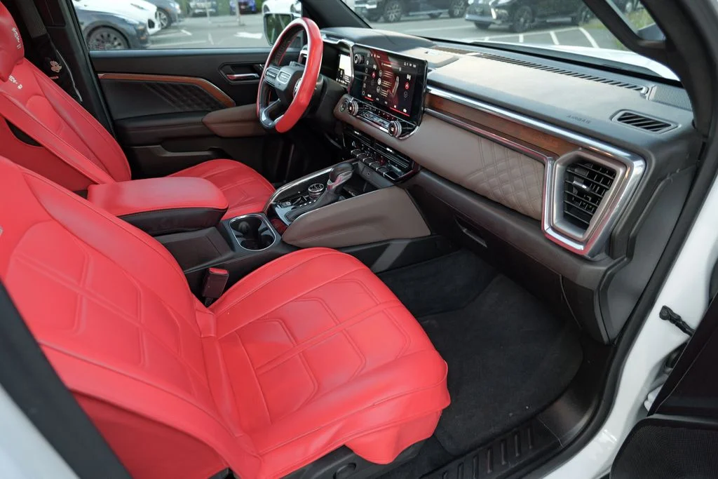 Used 2024 Summit White GMC Denali image 35
