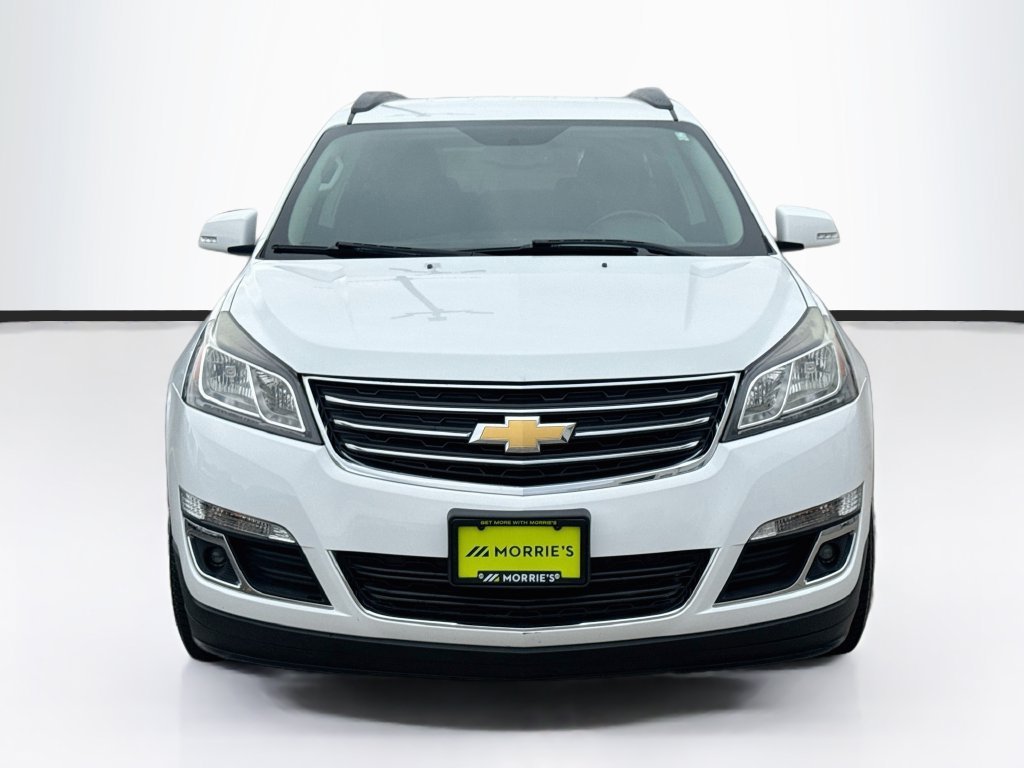 Used 2016 Chevrolet Traverse 2LT with VIN 1GNKVHKD3GJ152570 for sale in West Salem, WI