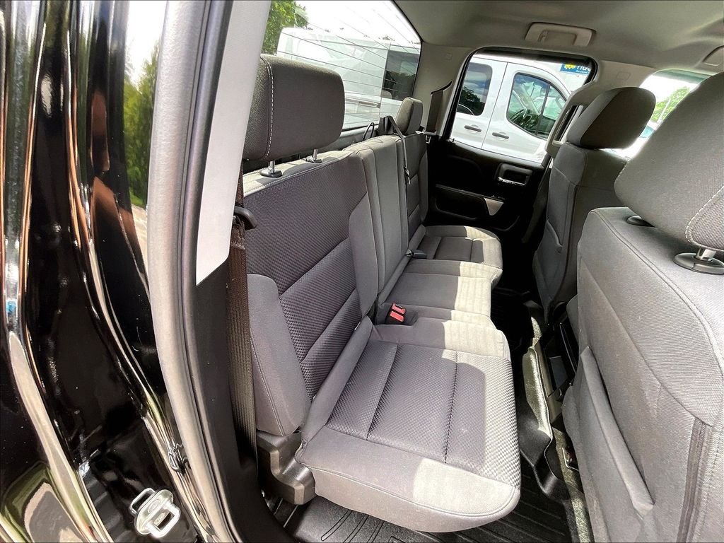 Used 2018 Black Chevrolet LT image 19