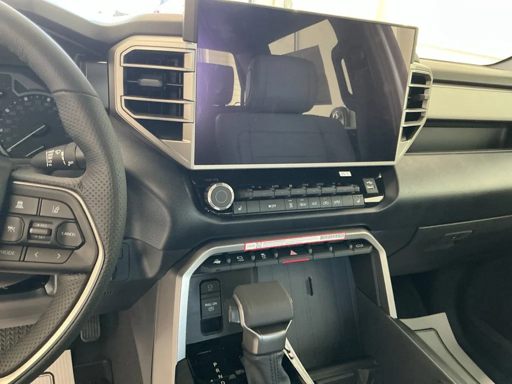 2026 Toyota Tundra SR5 - Photo 15