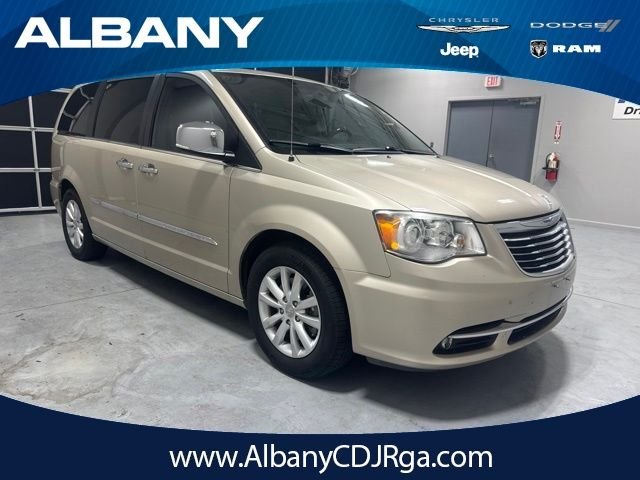 Used 2015 Beige Chrysler Limited image 1