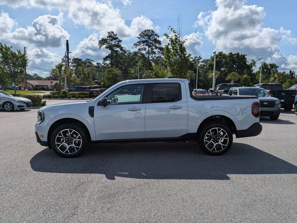 New 2026 Space White Metallic Ford Lariat image 7