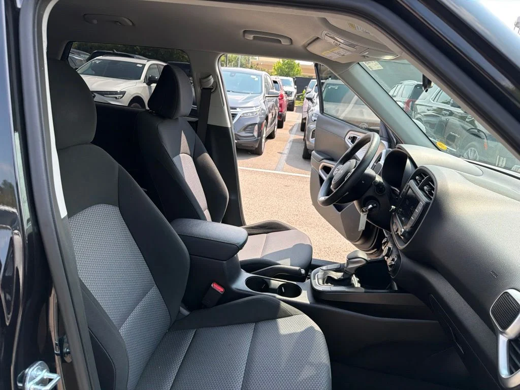 Used 2023 Black Kia LX image 25