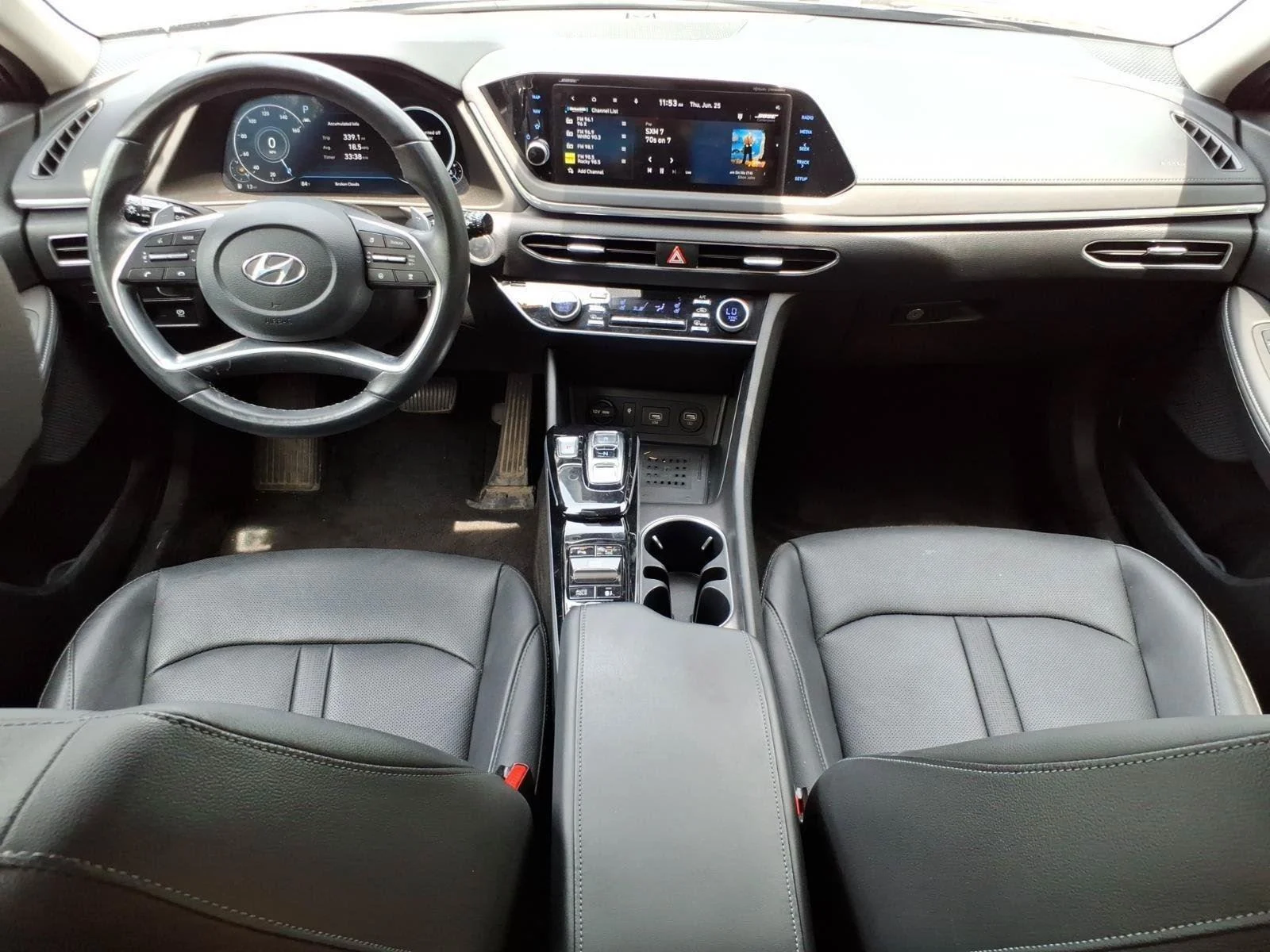 Used 2023 Onyx Black Hyundai Limited image 28