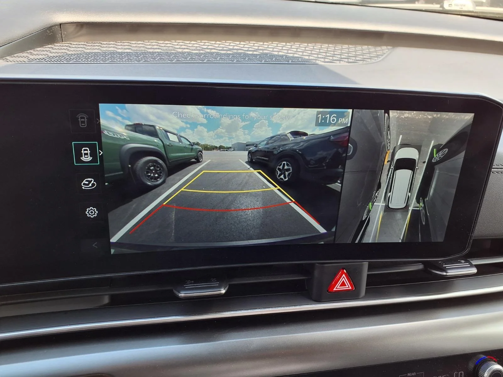 Used 2025 Aurora Black Pearl Kia SX image 8