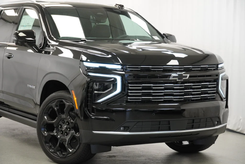 New 2026 Black Chevrolet High Country image 8