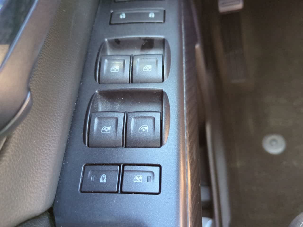 Used 2015 Black Chevrolet LT image 23