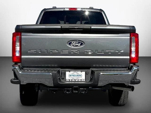 New 2027 Carbonized Gray Metallic Ford F-250® XLT image 45