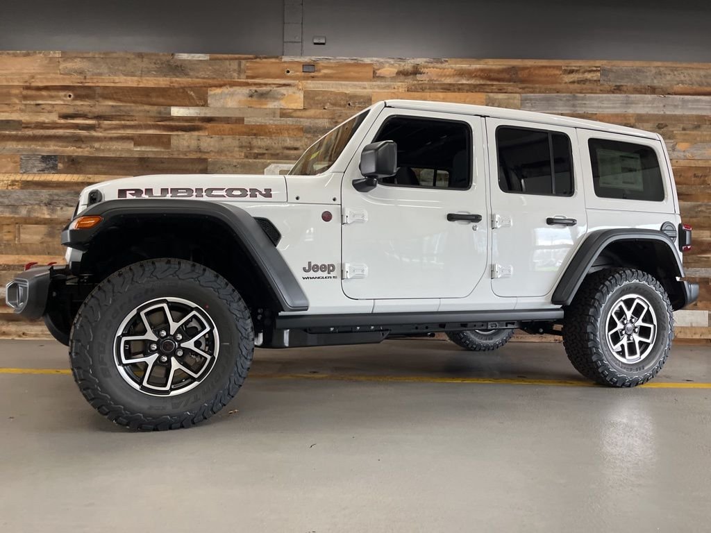 New 2026 Bright White Clear-Coat Exterior Paint Jeep Rubicon image 56