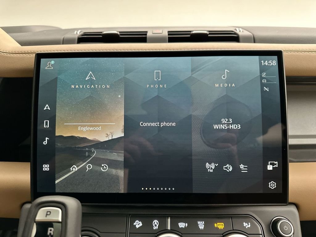 2026 Land Rover Defender V8 - Photo 23