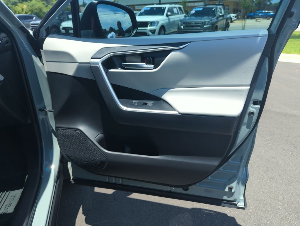 Used 2023 Green Toyota XLE image 35