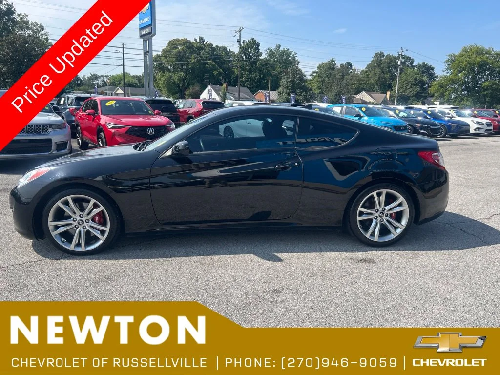 Used 2012 Black Hyundai 3.8 R-Spec image 27