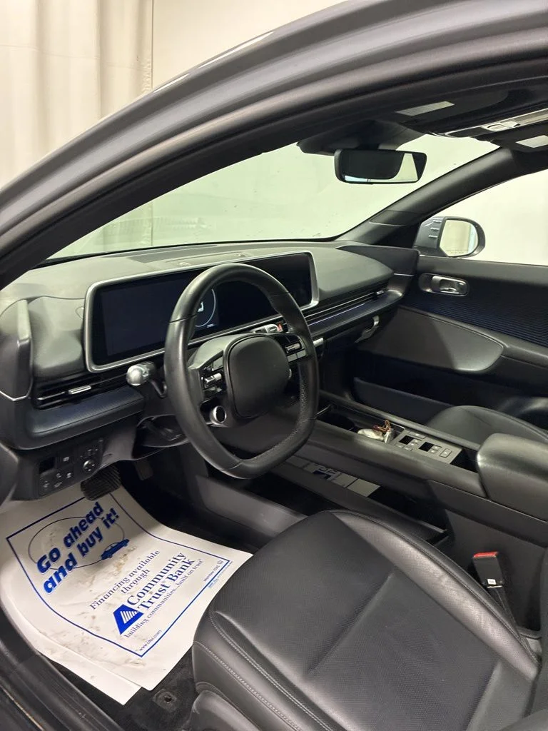 Used 2024 Blue Hyundai SEL image 12