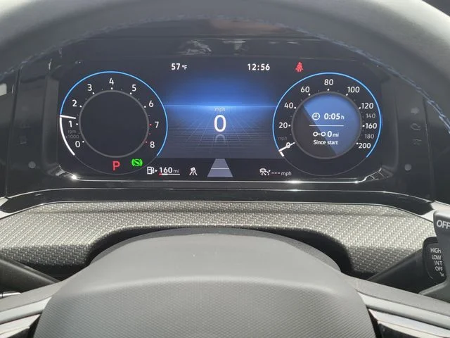 Used 2023  Volkswagen 2.0T image 12
