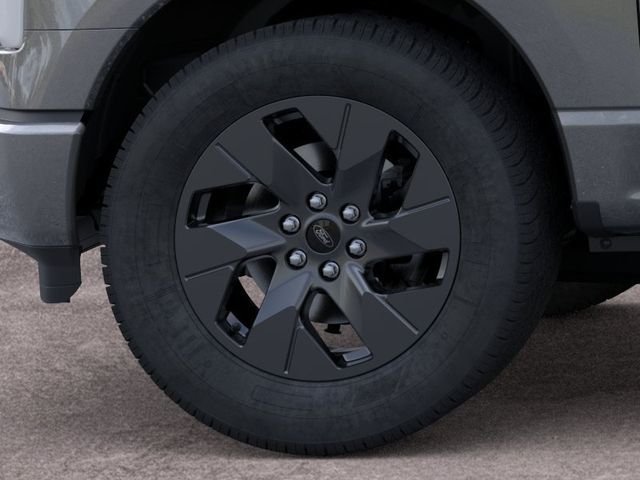 2025 Ford F-150 Lightning Flash - Photo 19