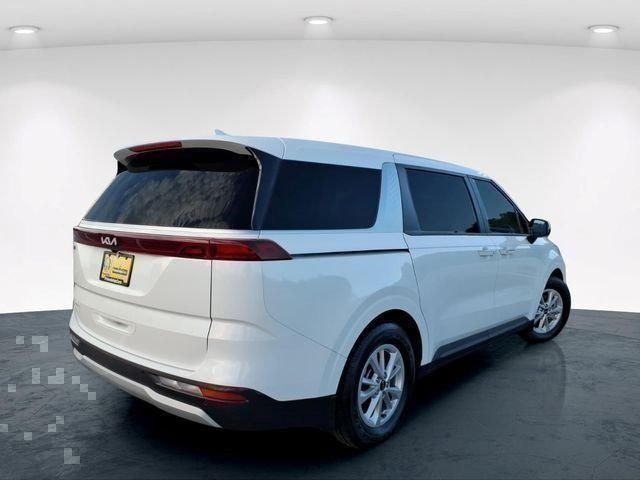 Used 2024 White Kia LX image 8