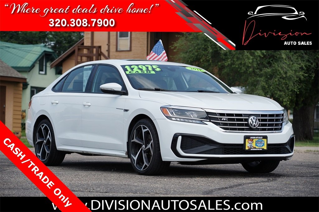 2021 Volkswagen Passat R-Line