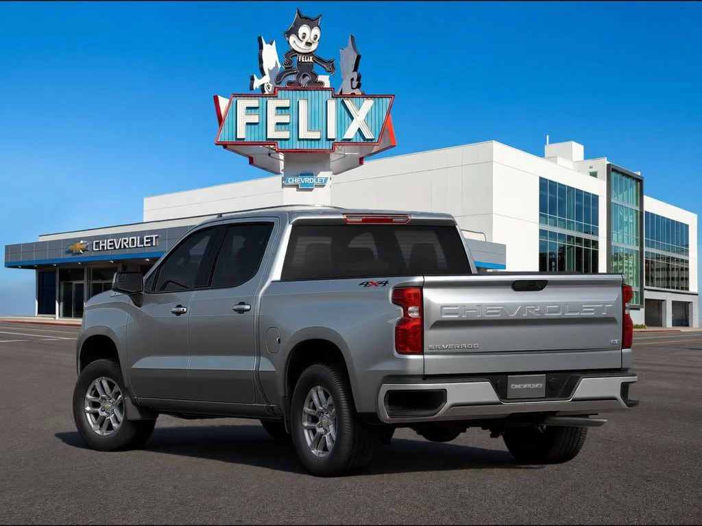 New 2026 Sterling Gray Metallic Chevrolet LT (2FL) image 2