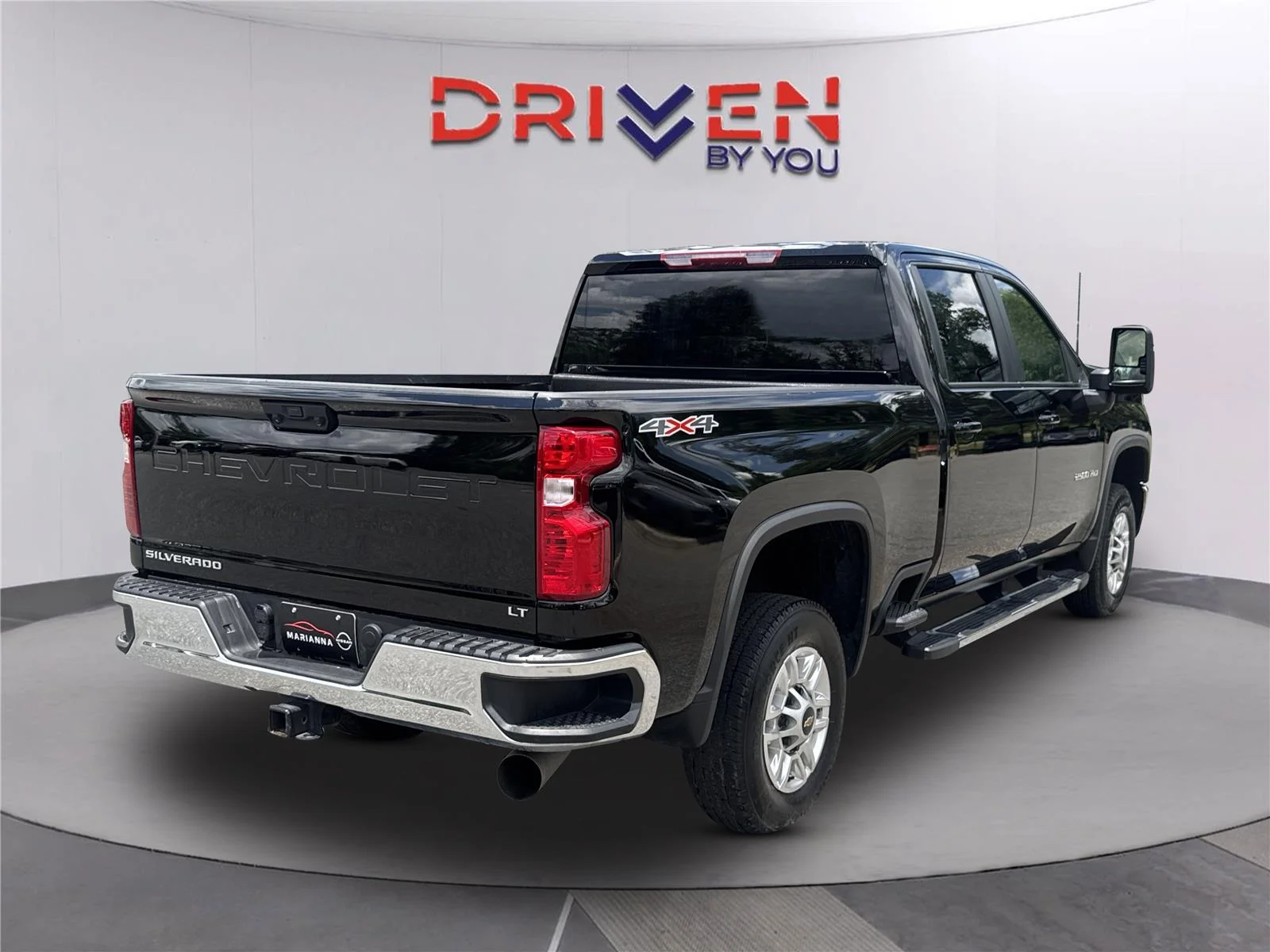 Used 2025 Black Chevrolet LT image 4