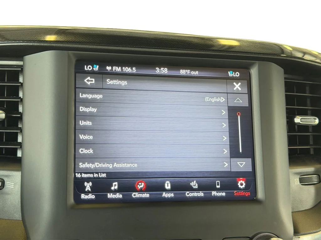 Used 2021 Black Ram Laramie image 12