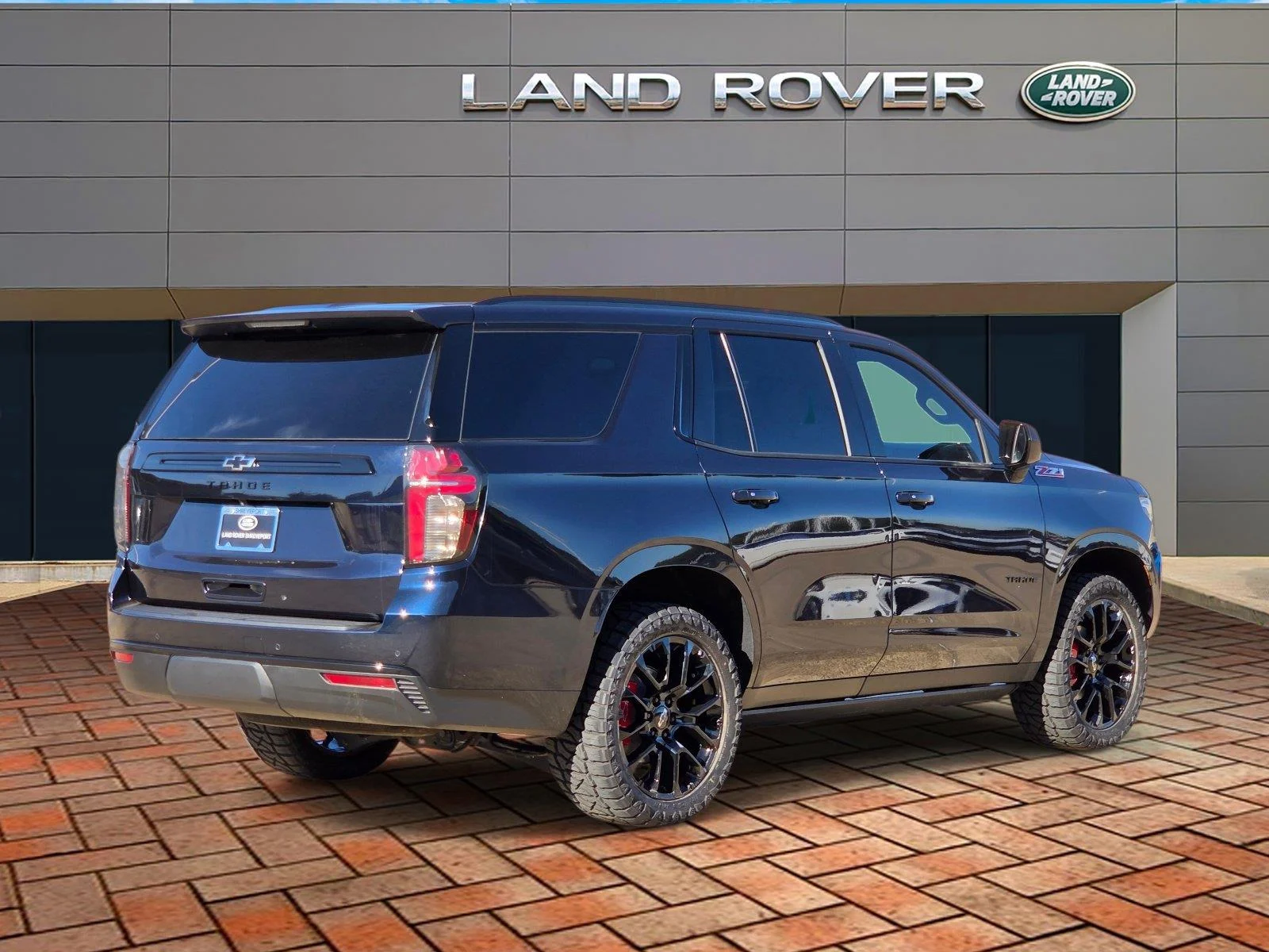 Used 2023 Midnight Blue Metallic Chevrolet Z71 image 4