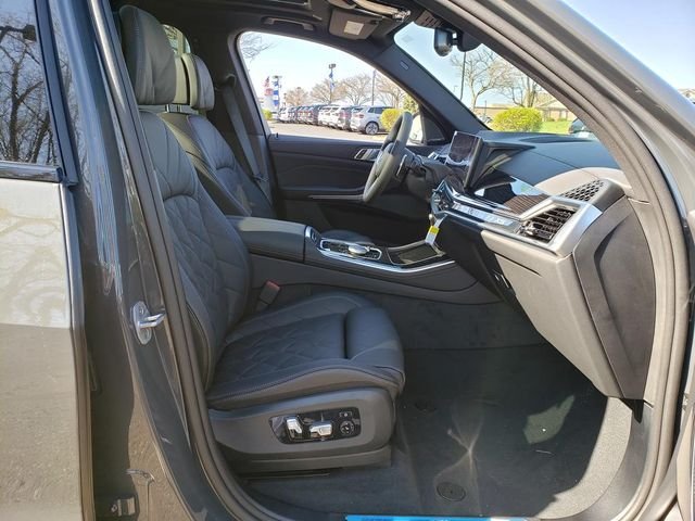 2026 BMW X5 40i - Photo 17