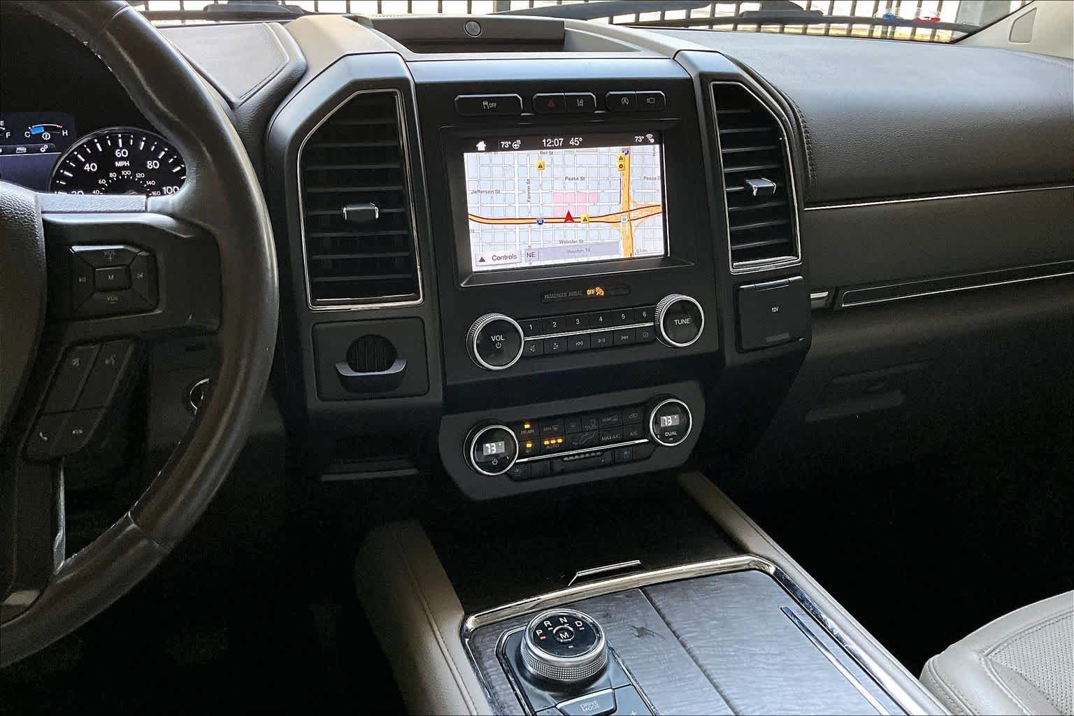Used 2019 White Platinum Metallic Tri-Coat Ford Limited image 6