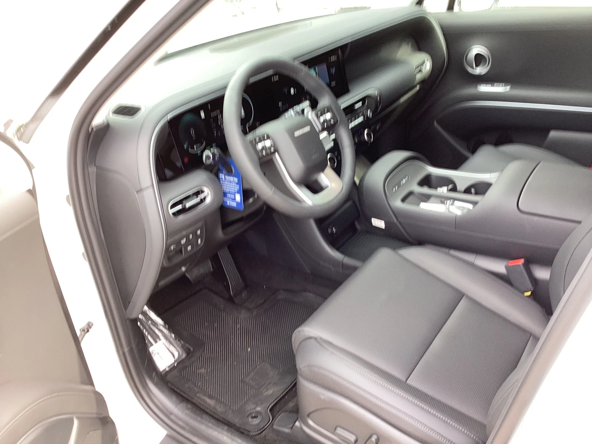 New 2026 Creamy White Pearl Hyundai SEL 8P image 11