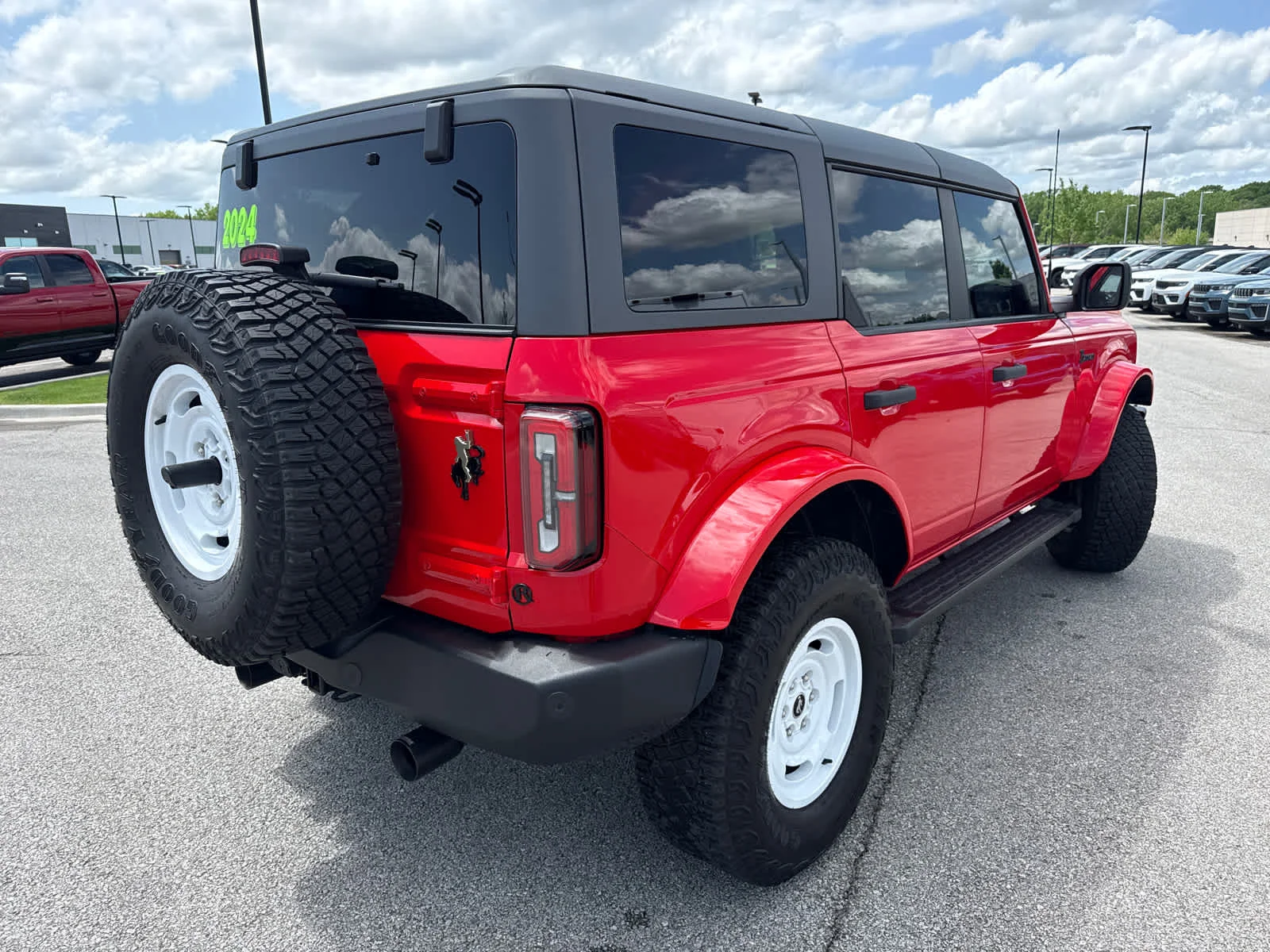 Used 2024 Race Red Ford Wildtrak image 15